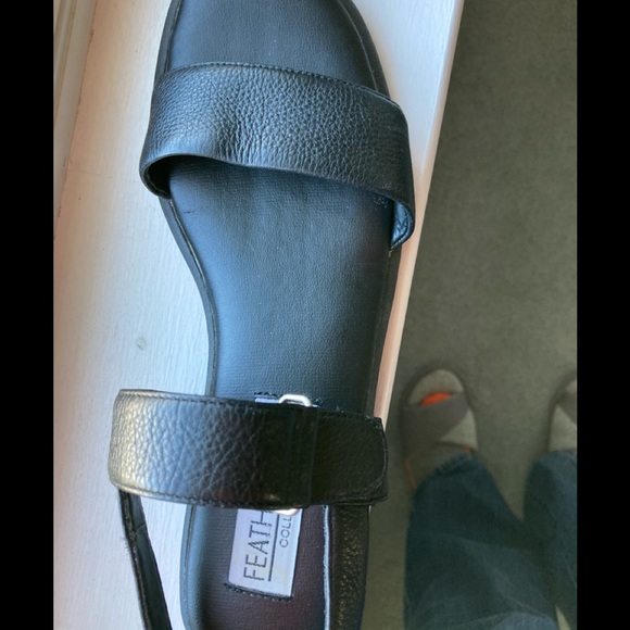 Feather Lite Black sandals 5.5 - Picture 5 of 6